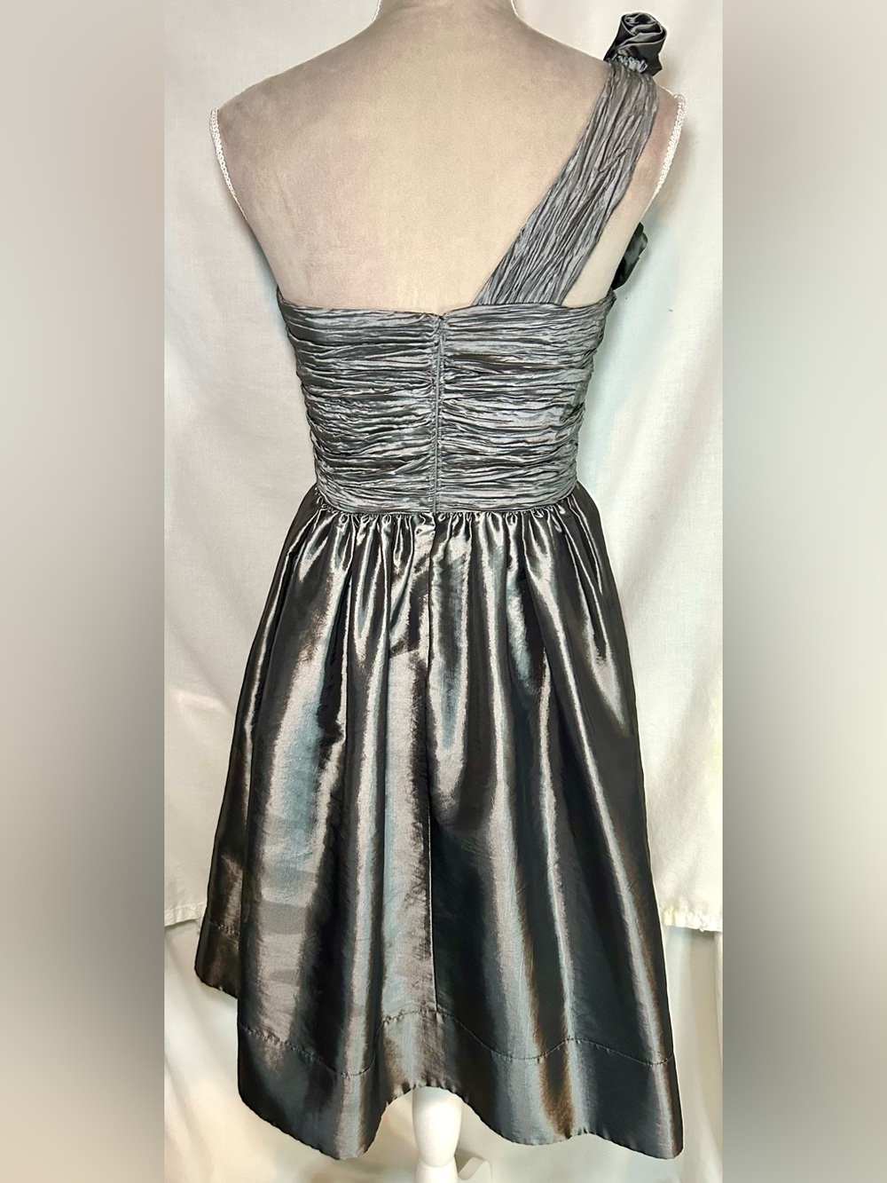 Maggy London Metallic Gunmetal Taffeta Ruched Rosette Party Dress, Size S - Picture 12 of 17